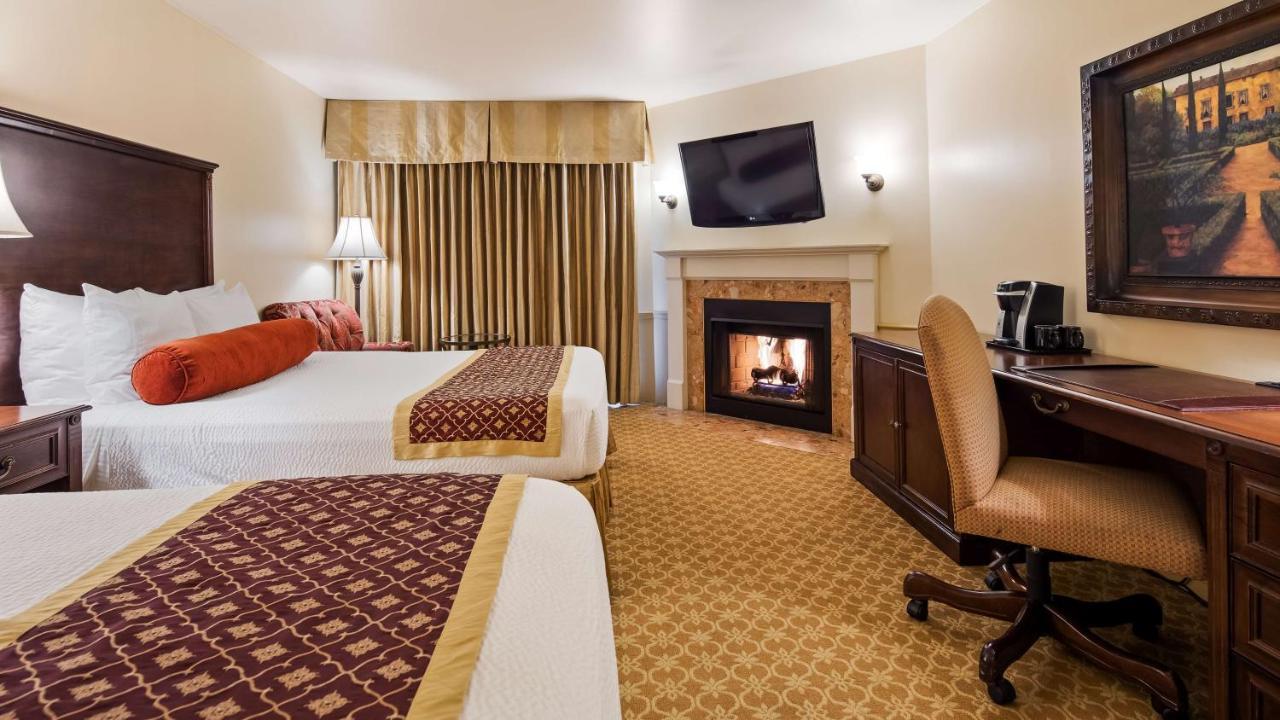 Chambre Deluxe avec 2 Lits Queen-Size - Vue sur Cour - Non-Fumeurs