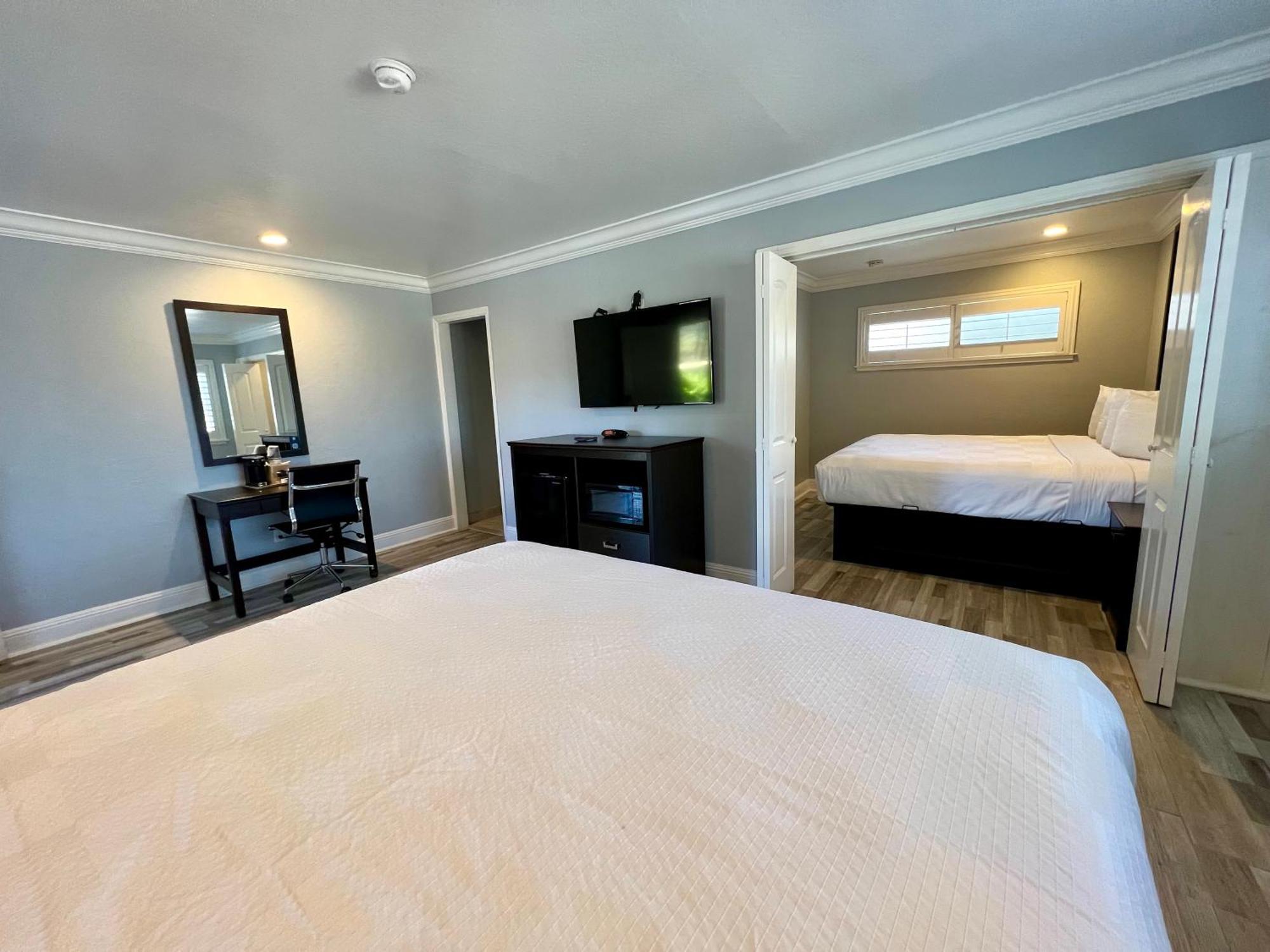 Two-Bedroom King Suite Non-Smoking