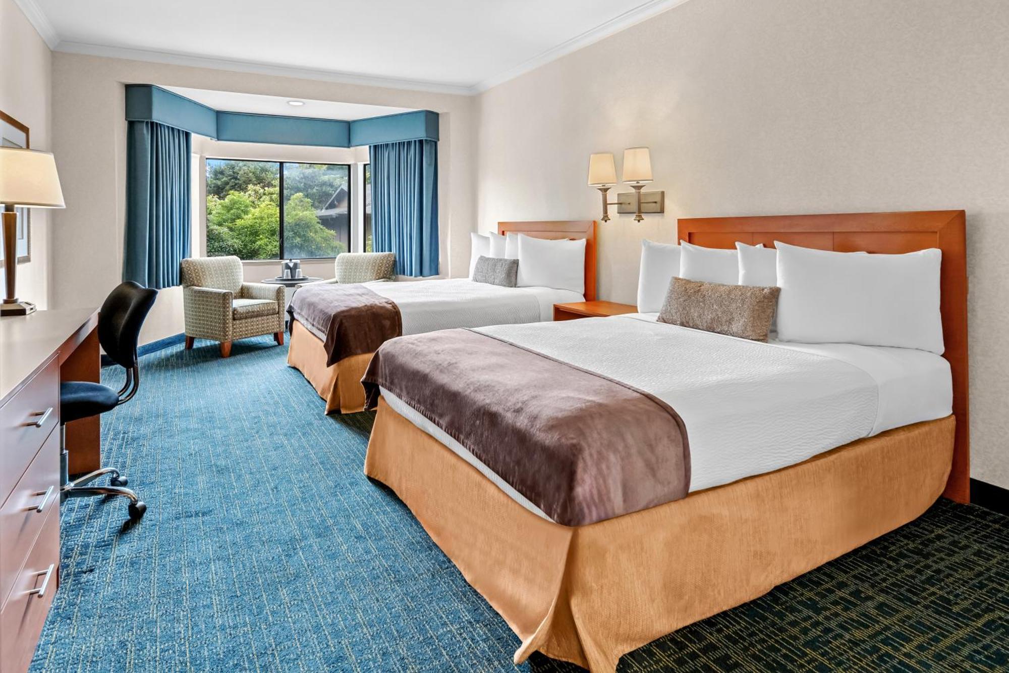 Queen Room with Two Queen Beds - Non-Smoking