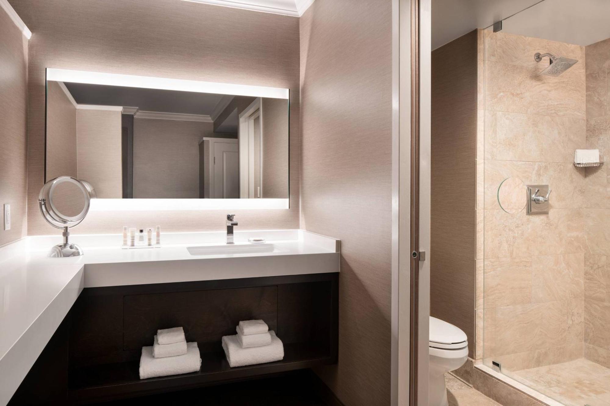 King Room Bay View