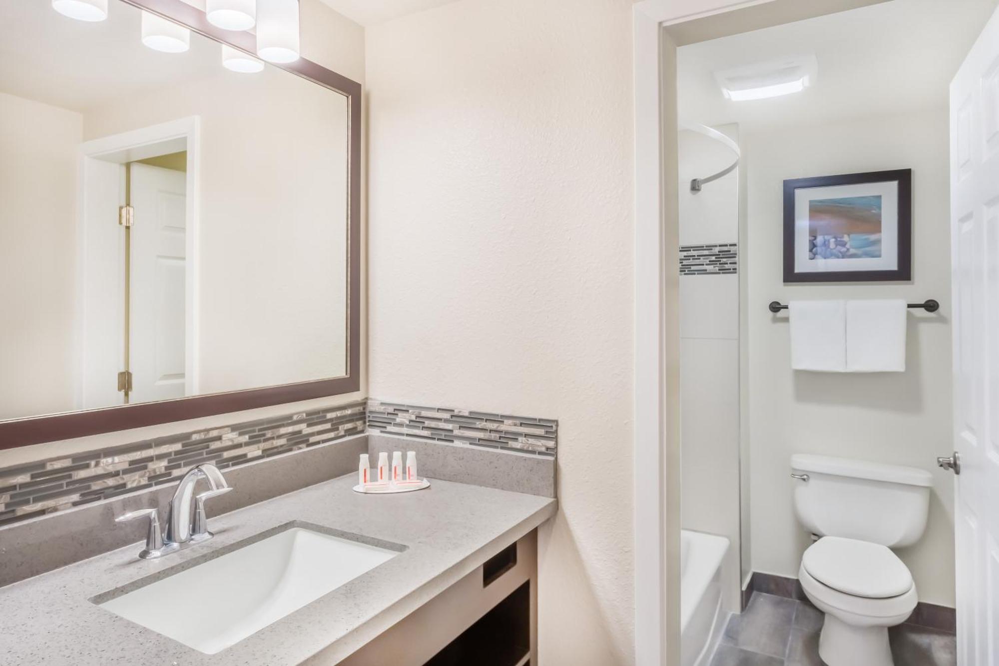 Studio-Suite mit 2 Queensize-Betten - Nichtraucher