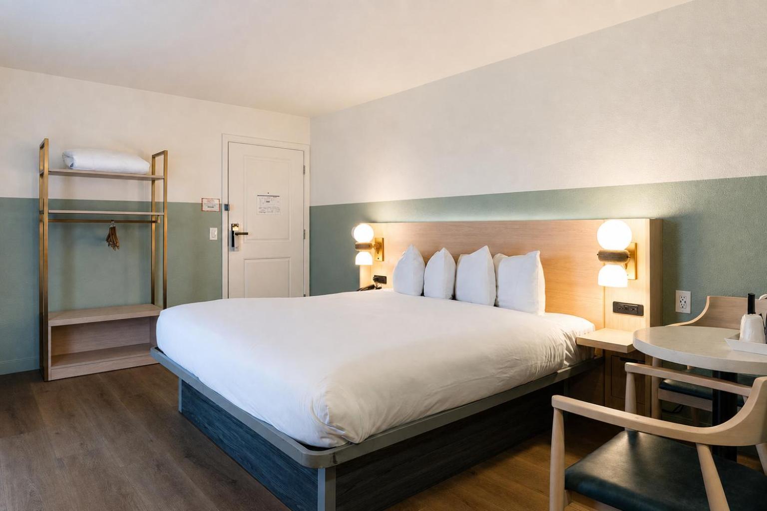 King Room