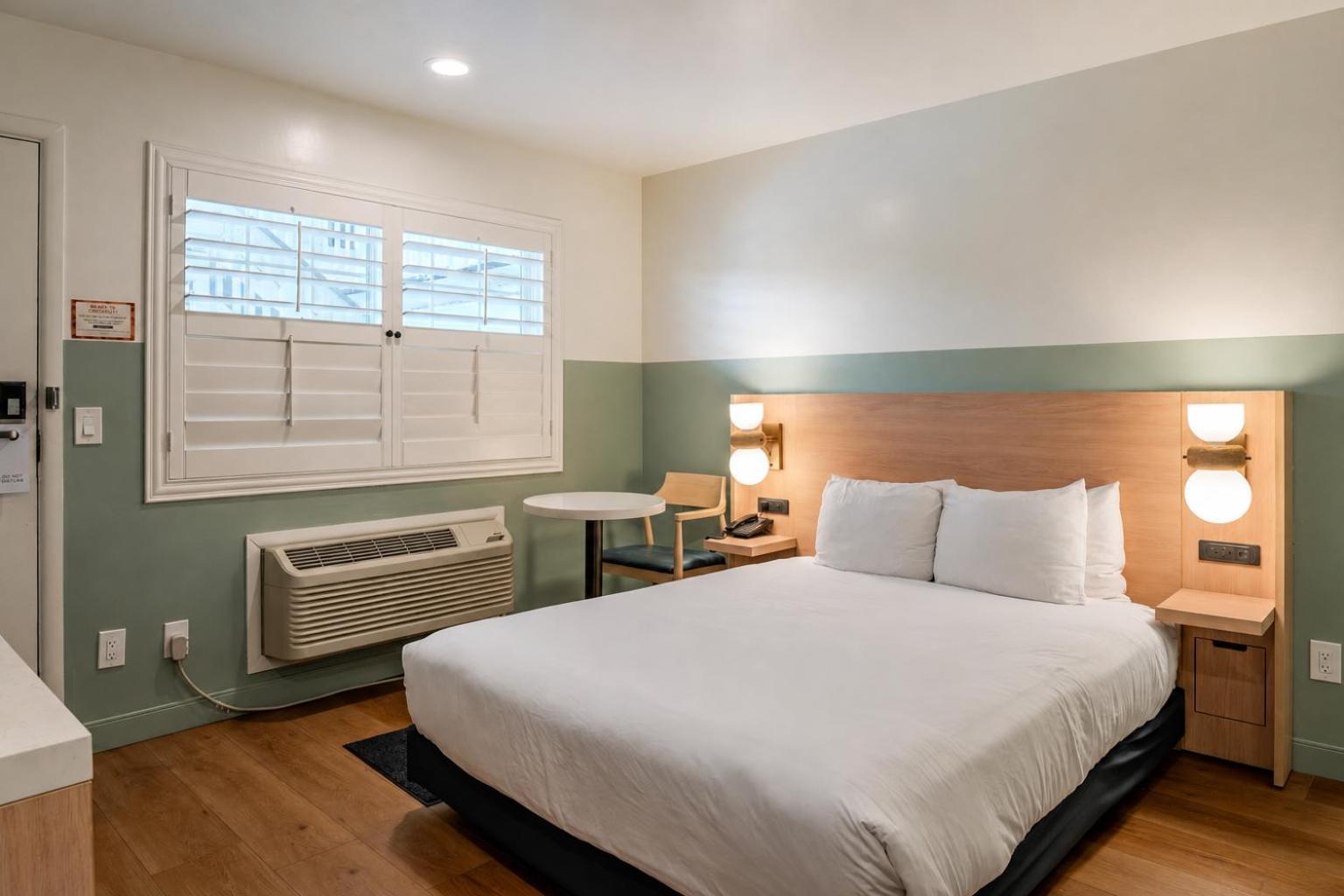 Queen Room Disability Access