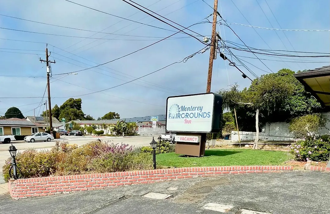 Monterey Fairgrounds Inn-1