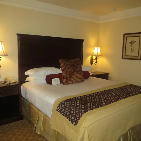 Victorian Inn-3