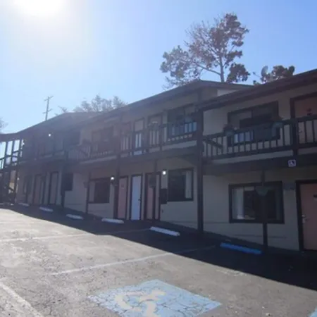 Monterey Fairgrounds Inn-2