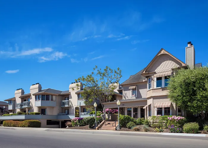 Victorian Inn Monterey